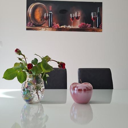 Apartman Tessa Vela Luka Ngoại thất bức ảnh