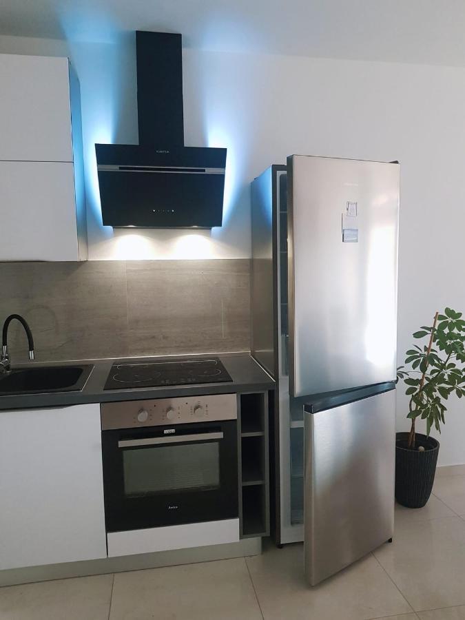 Apartman Tessa Vela Luka Ngoại thất bức ảnh