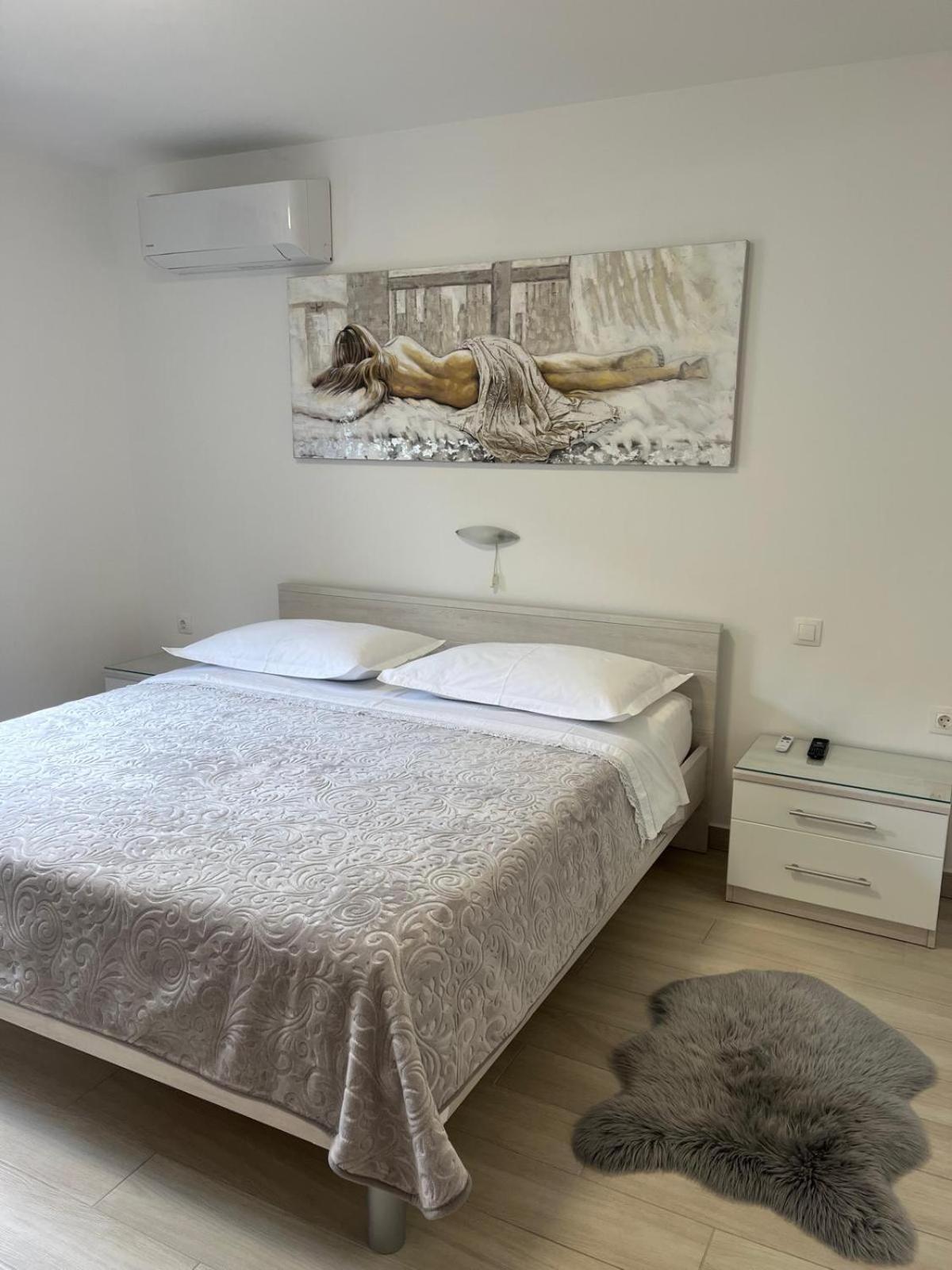Apartman Tessa Vela Luka Ngoại thất bức ảnh